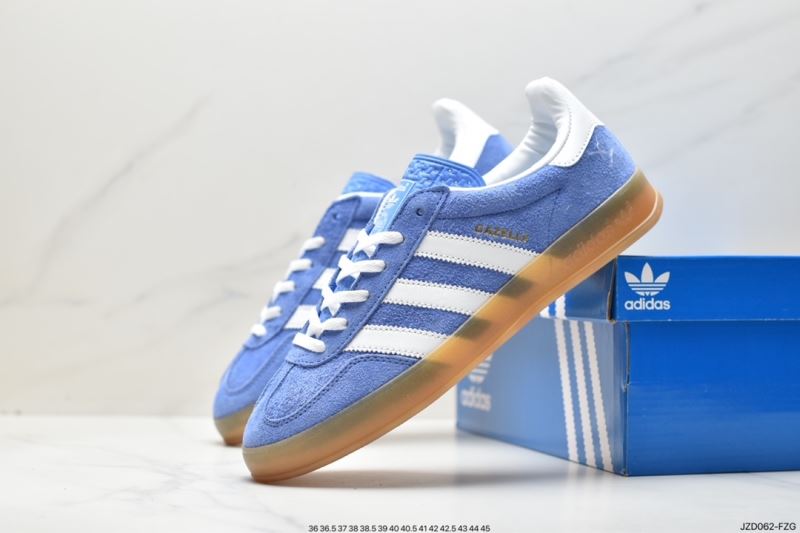 Adidas Sneakers